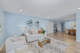 Photo #6: OC26055578 Listing 