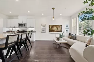 Photo #5: OC26055657 Listing 