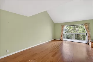 Photo #3: OC26055850 Listing 