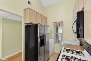 Photo #5: OC26055850 Listing 