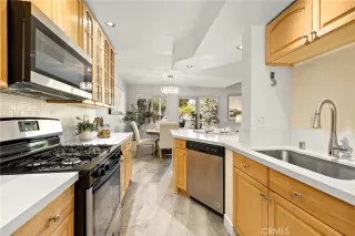 Photo #3: OC26055876 Listing