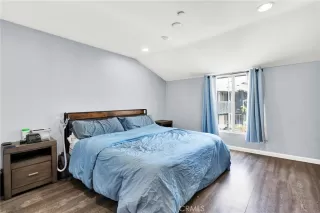 Photo #4: OC26055986 Listing 