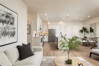 Photo #4: OC26056175 Listing 