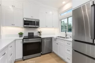 Photo #5: OC26056196 Listing 