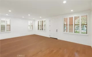 Photo #1: OC26056577 Listing 