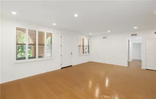 Photo #3: OC26056577 Listing 