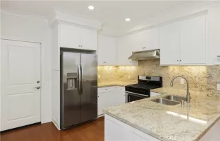 Photo #6: OC26056577 Listing 