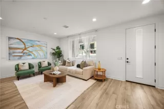 Photo #5: OC26056752 Listing