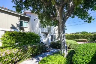 Photo #2: OC26056761 Listing 