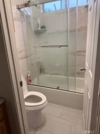 Photo #2: OC26056780 Listing 