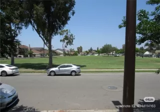 Photo #4: OC26056780 Listing 