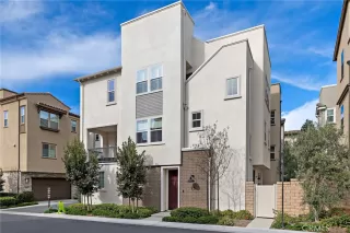 Photo #1: OC26056962 Listing 