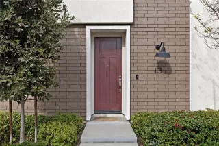 Photo #3: OC26056962 Listing 