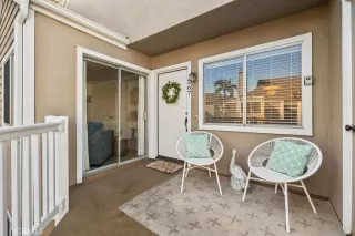 Photo #4: OC26057099 Listing