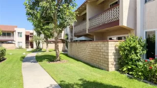 More Details about MLS # OC26057543 : 700 W LA VETA