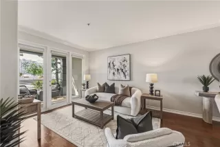 Photo #4: OC26057596 Listing 