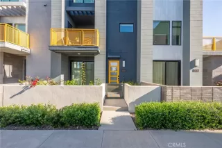 Photo #2: OC26057632 Listing 