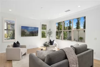 Photo #2: OC26057673 Listing 