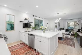 Photo #6: OC26057901 Listing 