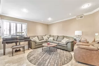 Photo #2: OC26057923 Listing 