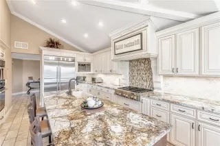 Photo #4: OC26057923 Listing 