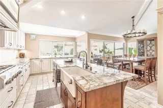 Photo #5: OC26057923 Listing 