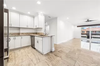 Photo #6: OC26058028 Listing 