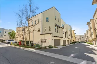 Photo #2: OC26058093 Listing 