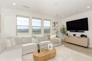 Photo #4: OC26058321 Listing 