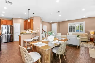 Photo #5: OC26058443 Listing 