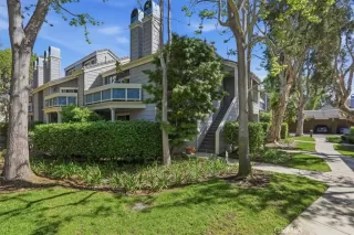 Photo #2: OC26058563 Listing