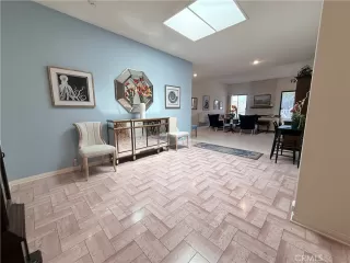 Photo #6: OC26058629 Listing 