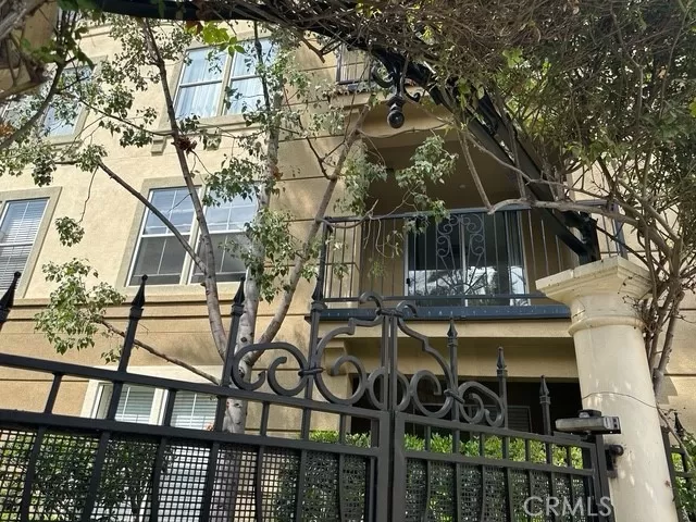 MLS: OC26059107 Condo For Sale