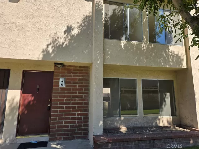 MLS: OC26059439 Condo For Sale