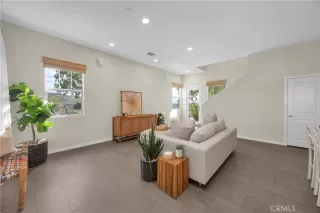 Photo #4: OC26059668 Listing 