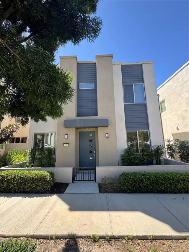 MLS: OC26059672 Condo For Sale