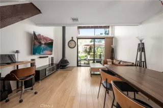 Photo #4: OC26059891 Listing 