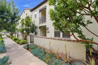 Photo #2: OC26059899 Listing 