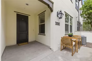 Photo #4: OC26059899 Listing 