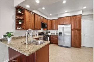 Photo #5: OC26059996 Listing 