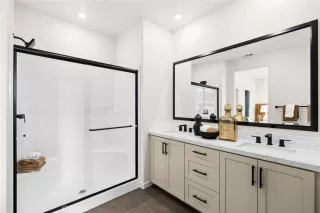 Photo #2: OC26060968 Listing 