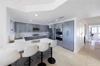 Photo #3: OC26061072 Listing