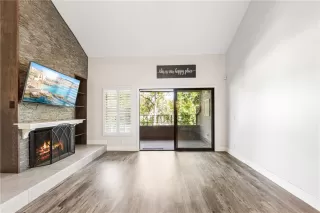 Photo #4: OC26061155 Listing