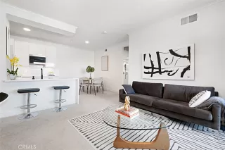 Photo #1: OC26061272 Listing