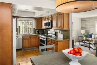 Photo #3: OC26061490 Listing