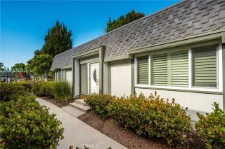 Photo #4: OC26061490 Listing