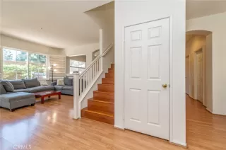 Photo #2: OC26061511 Listing