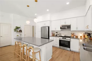 Photo #3: OC26061520 Listing 