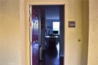 Photo #4: OC26061724 Listing 