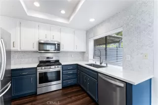 Photo #2: OC26061795 Listing 